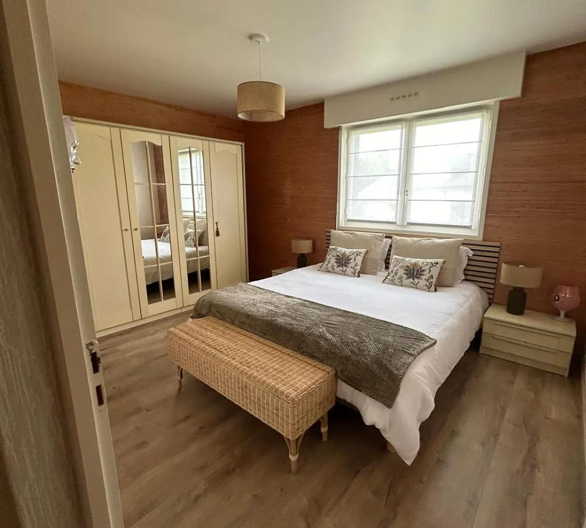 Beautiful Family Home Armoy